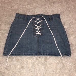 Tie up denim skirt
